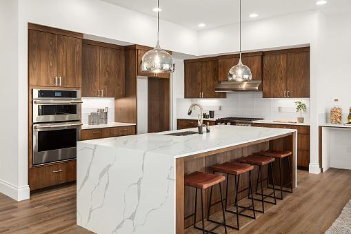 Quartz kitchen countertop