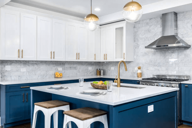 Solid surface backsplash